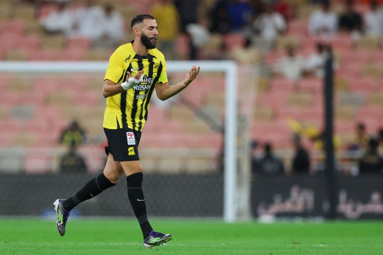 شاهد بنزيمة وعوار يقودان الاتحاد نحو الانتصار ومشاركة صدارة الدوري بنزيمة وعوار في الاتحاد بنزيمة وعوار في الاتحاد