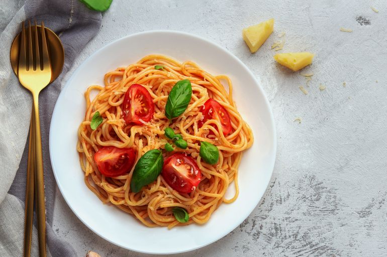 ماذا يحدث لأجسامنا عندما نأكل المعكرونة كل يوم PASTA