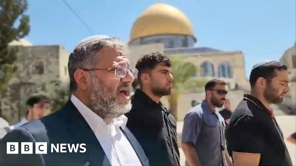 Israeli minister denounced over call for Jewish prayer at Jerusalem holy site