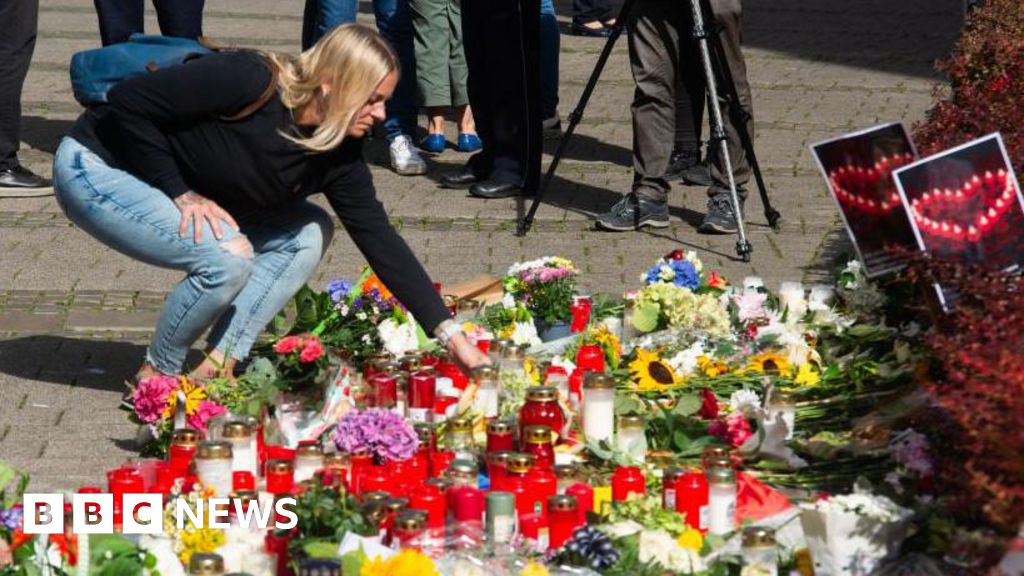 Germany to tighten knife laws as anger grows at mass stabbing