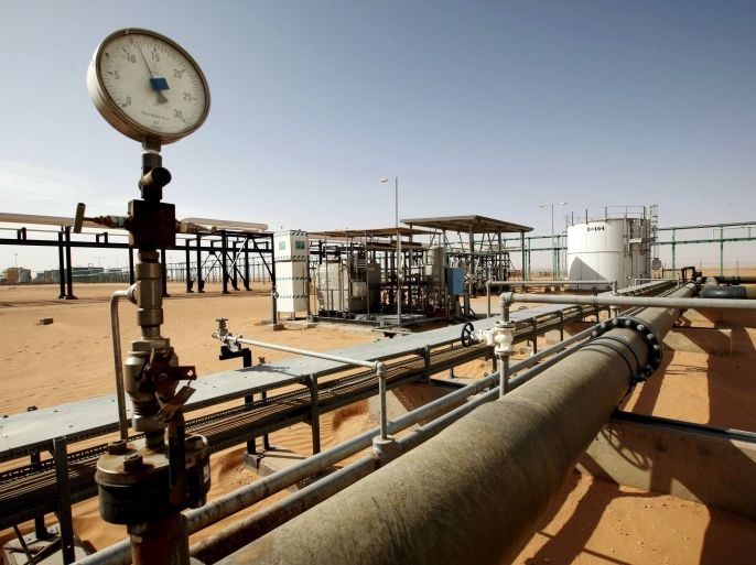 a general view of the el sharara oilfield, libya december 3, 2014. reuters/ismail zitouny/file photo