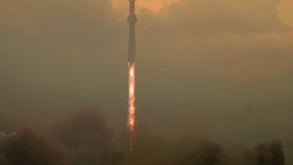 SpaceX’s mega rocket completes its fourth test flight from Texas without exploding