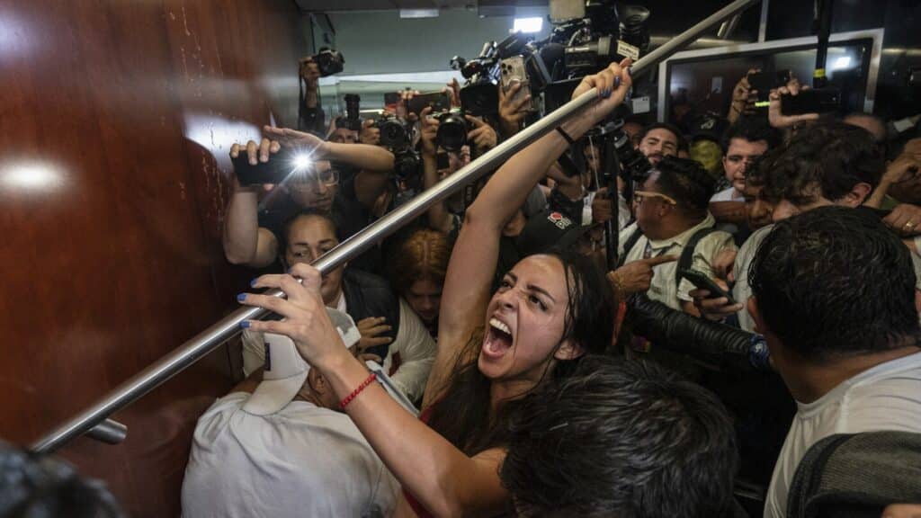 Mexico’s Senate approves a contentious judicial overhaul after protesters storm the chamber