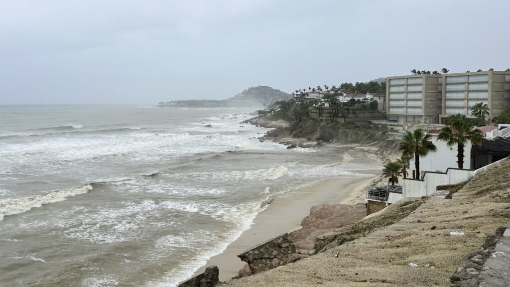 Tropical Storm Ileana heads toward Los Cabos resorts bringing heavy rains