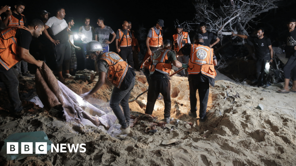 Israeli strikes kill 40 in southern Gaza, Hamas-run authorities say