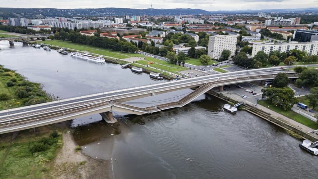 A partial bridge collapse in eastern Germany disrupts traffic. No one was injured