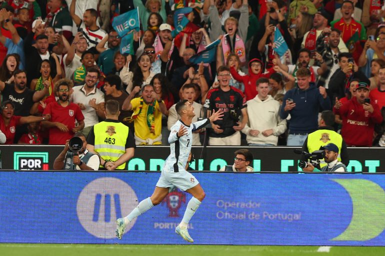 soccer football - nations league - league a - group 1 - portugal v croatia - estadio da luz, lisbon, portugal - september 5, 2024 portugal's cristiano ronaldo celebrates scoring their second goal reuters/pedro nunes