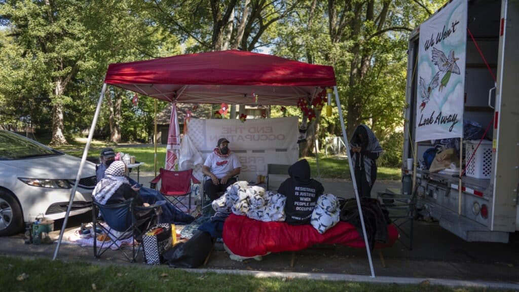 Pro-Palestinian protesters pitch encampment outside Jewish Democrat’s Ohio home