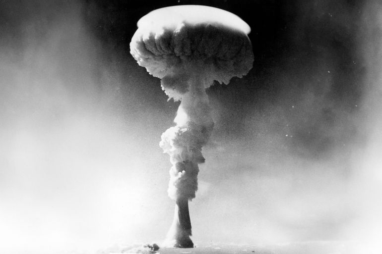 15th may 1957: a mushroom cloud rises over the pacific ocean following the detonation of britain's first h-bomb near christmas island (kiribati). (photo by keystone/getty images)