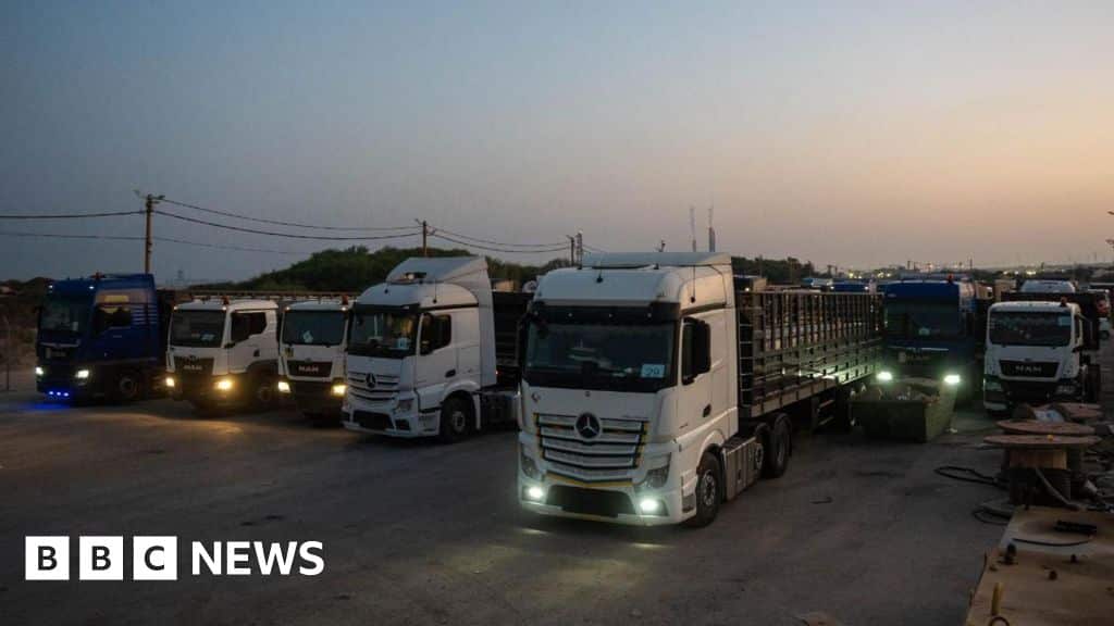 UN says 'trickle' of aid reaches Gaza, as Israel denies blocking access