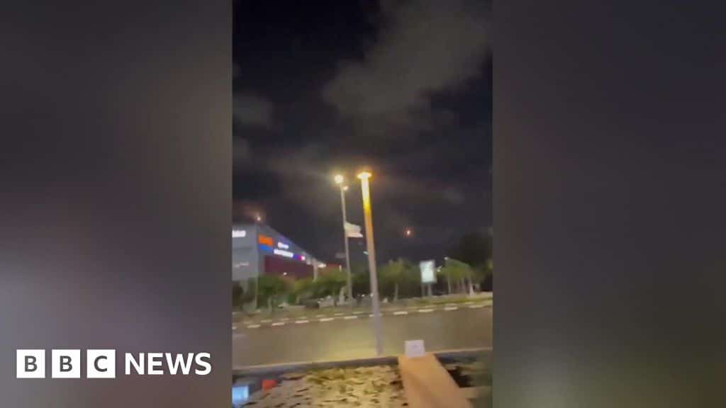 3 hrs agoMissile strikes near Tel Aviv shopping mallVideo verified by the BBC shows missile strikes near the Ayalon Mall, Tel Aviv, Israel.3 hrs agoMiddle East