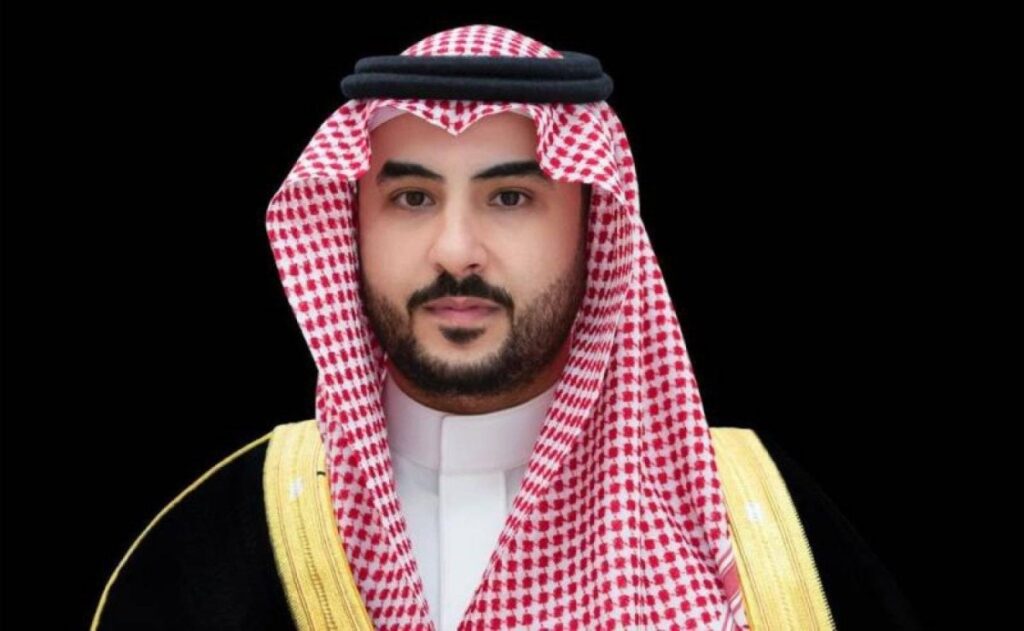 وزير الدفاع السعودي يبحث مع نظيره البريطاني خفض التصعيد في المنطقة