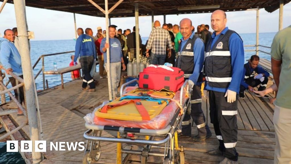 Five survivors found day after Red Sea tourist boat sinking