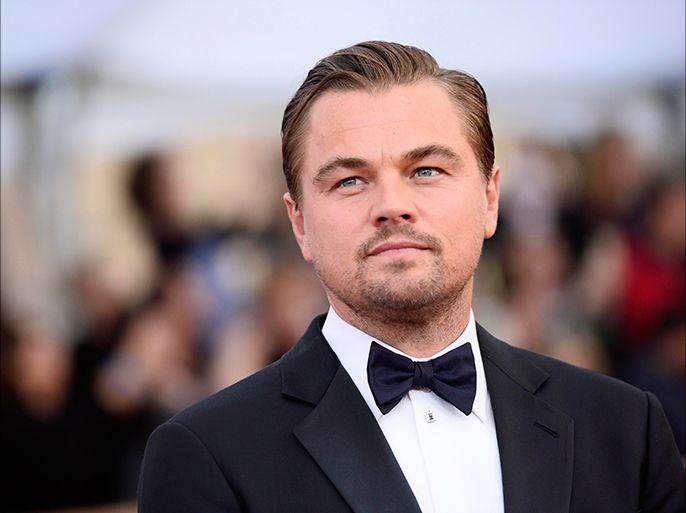 epa05135956 Actor Leonardo DiCaprio arrives for the 22nd annual Screen Actors Guild Awards ceremony at the Shrine Auditorium in Los Angeles, California, USA, 30 January 2016. EPA/PAUL BUCK