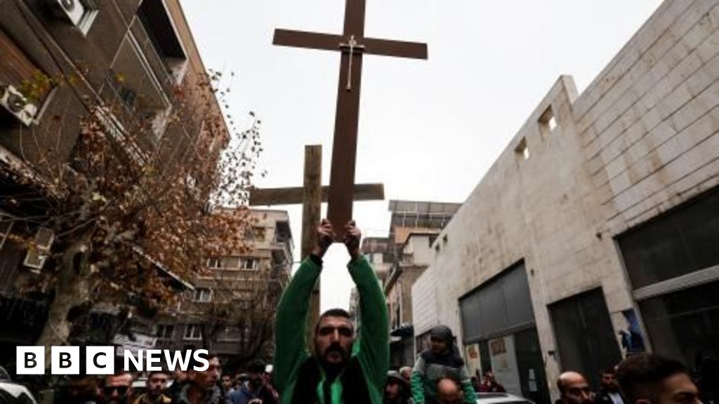 Protests erupt in Syria over Christmas tree burning