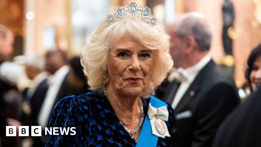 Queen to miss start of Qatari state visit after chest infection