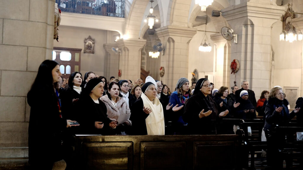 "العيد عيدان".. مسيحيو دمشق يحتفلون بأول "كريسماس" بعد سقوط نظام الأسد