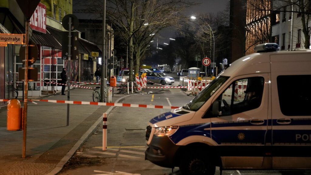 Berlin police say they have detained a man who attacked 2 people with a knife