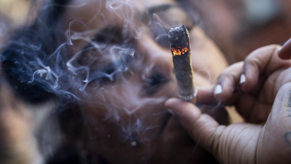 Most US teens are abstaining from drinking, smoking and marijuana, survey says