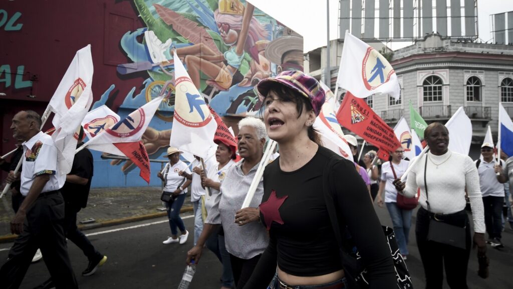 Panama marks Martyrs’ Day as Trump threatens to retake control of Panama Canal