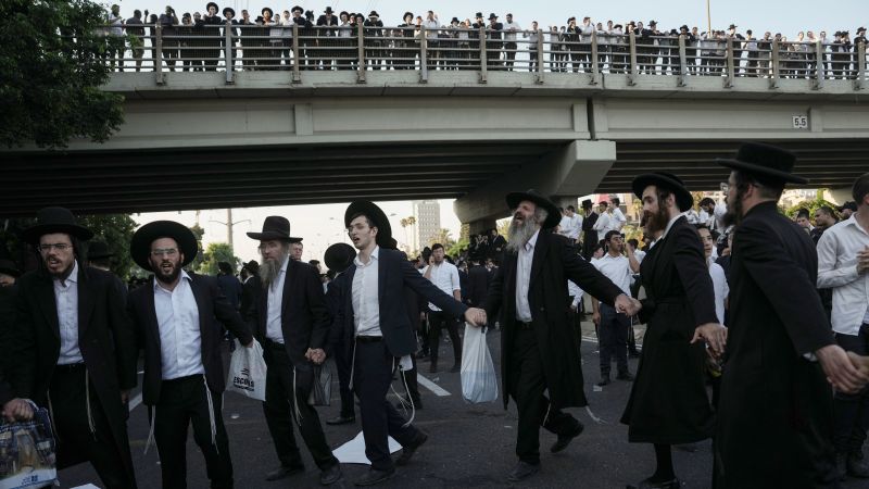 Israeli military enlists first group of ultra-Orthodox recruits into brigade