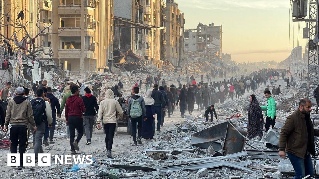 Joy fades as Gazans return to destroyed homes