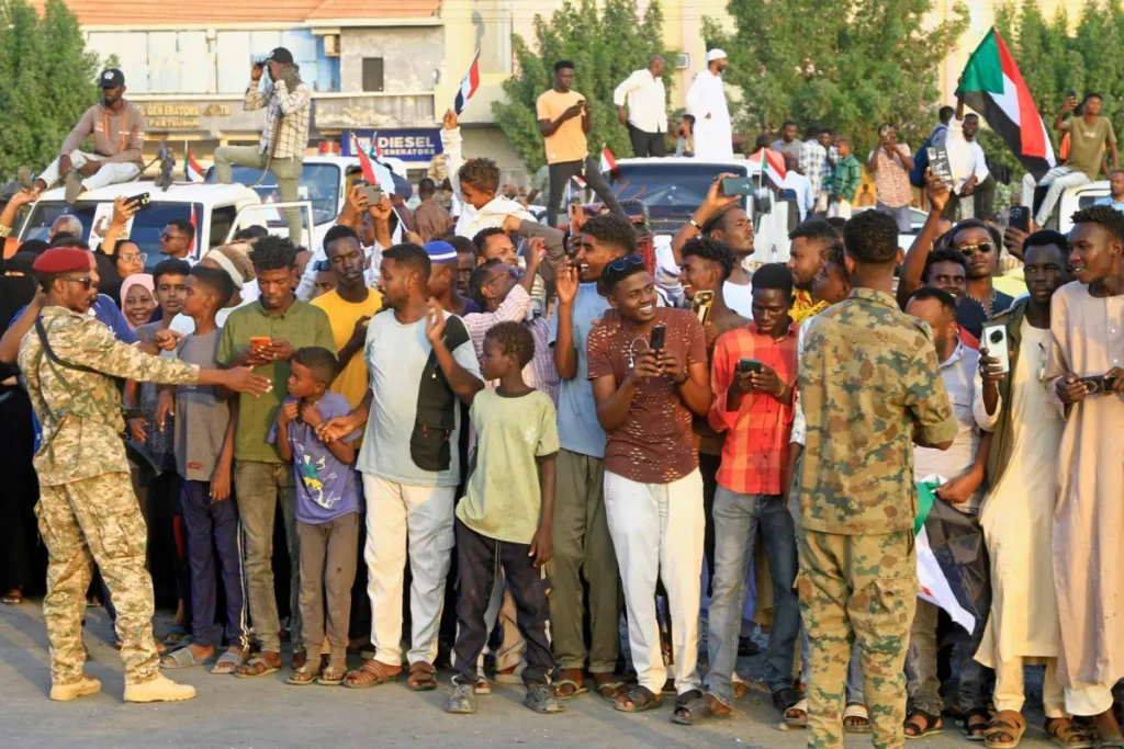 وزير خارجية مصر يؤكد دعم بلاده الكامل للسودان ومؤسساته الوطنية